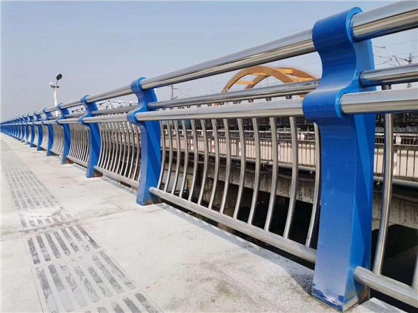 潍坊304不锈钢复合管护栏的生产工艺揭秘
